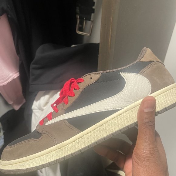 Jordan lows - Picture 1 of 6